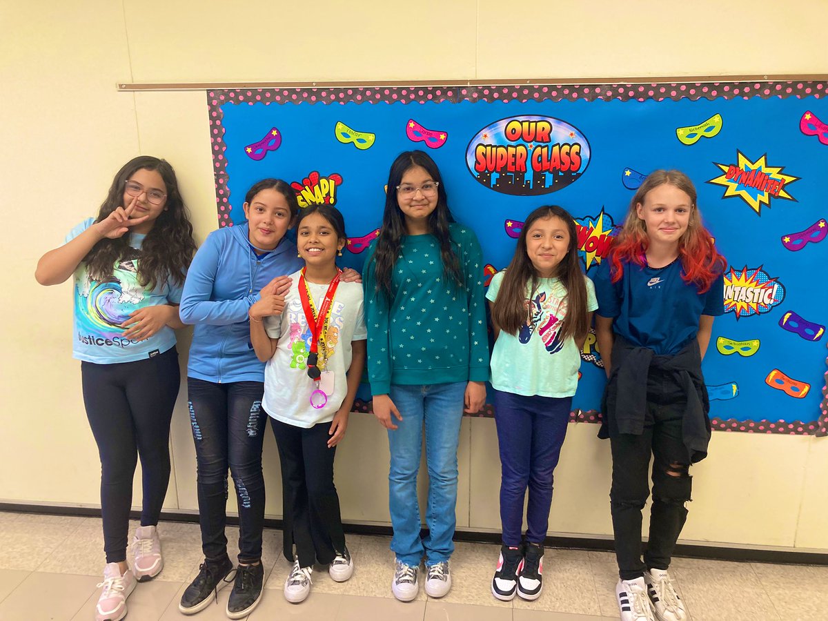 jurotrubiroha's tweet photo. Stuco twin day @KckLindbergh https://t.co/POIPuNZVro