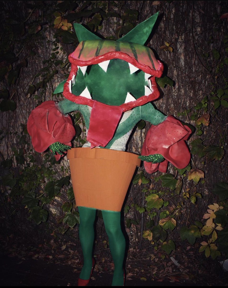 AmericaPowers's tweet photo. Propagate me daddy
#audrey2 #littleshopofhorrors https://t.co/rTLDJqRrwh