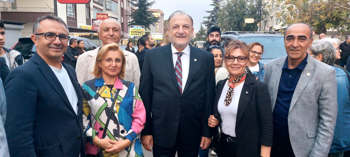 tlybkdgd's tweet image. Vekilimiz onursal Başkan #FahrettinYokuş  #AVAZ&apos;ın Genel  Başkanı Sn. #ŞerafettinDeniz bey Genel sekleter Sn. #AdnanMmdhÖzer bey, İlçe Başkanımız  #NafizYayla bey ,  Kıymetli  Bakanımız koca Bozkurt @OktayVural🤘 Biz böyle İYİ yiz. ☀️🇹🇷