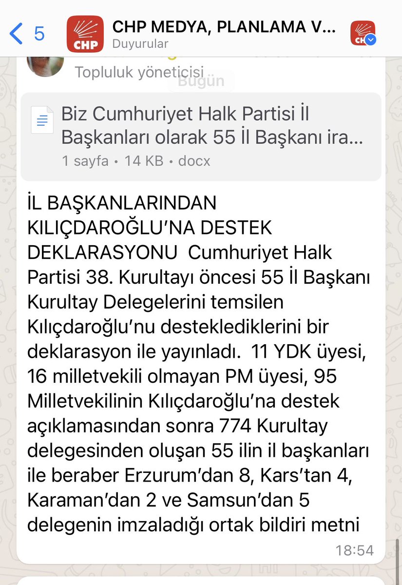 sabansevinc2's tweet photo. Son dakika…
CHP’de açıklama skandalı…

Genel Merkezin açıklaması, İl başkanları tarafından yalanlandı.

CHP’nin twitter hesabından yaptığı paylaşım ile gazetecilere gönderdiği bildiri CHP’nin Samsun, Amasya, Zonguldak ve Erzurum İl Başkanları tarafından yalanlandı. 

Bitlis delegesi Veysi Uyanık da tüm delegelerinin Özgür Özel’e imza verdiği belgeyi yayınlayarak Bitlis İl Başkanının genel merkezin öne sürdüğü gibi Kılıçdaroğlu’na destek açıklamasına katılmadığını açıkladı.
@herkesicinCHP