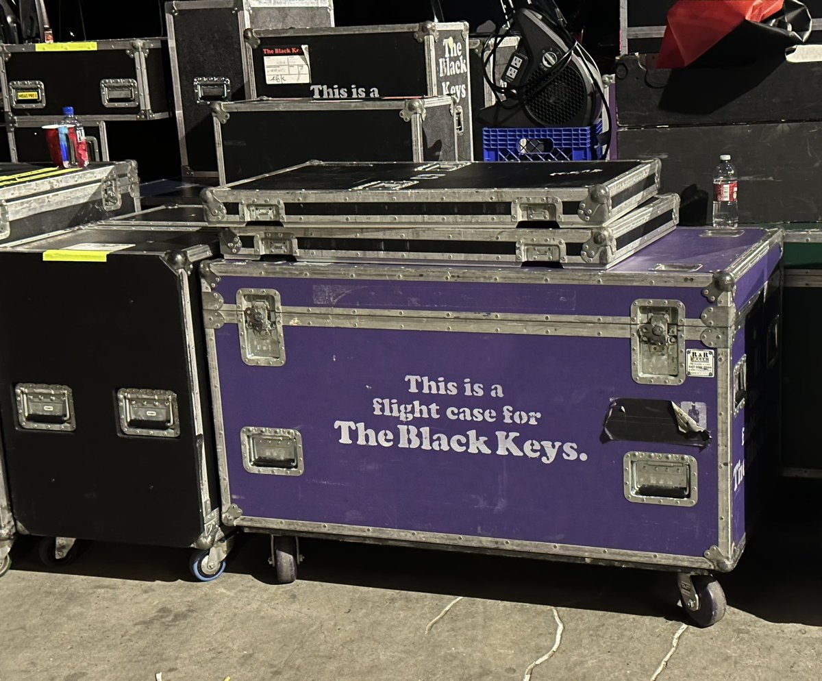 Hollywood Bowl night two set times:
The Black Keys 6-7pm
GNR 7:30