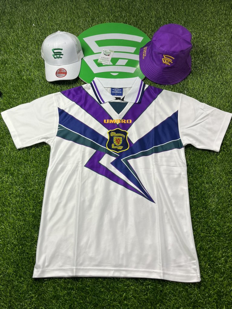 SPORTSCONTINEN2's tweet photo. RETRO VIBES✨✨✨

SHOP EASY BALL HARD!!!

#Marketing #INDvSL #rugbyworldcup2023 #EAFC24 #MessiIsInfinity #Haaland #CR7𓃵 https://t.co/rsbzUV9wnI
