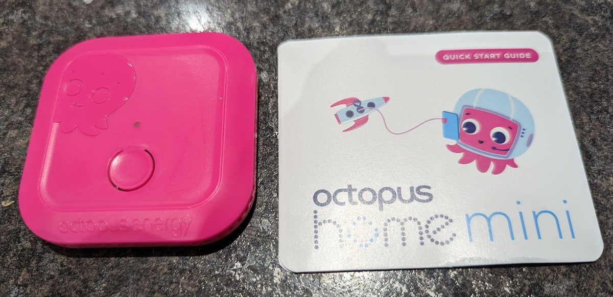 Thanks <a href="/OctopusEnergy/">Octopus Energy</a>. My Home Mini arrived today and is now up and running.
It really is 'mini' but why the micro USB port in 2023?
#USBtypeC