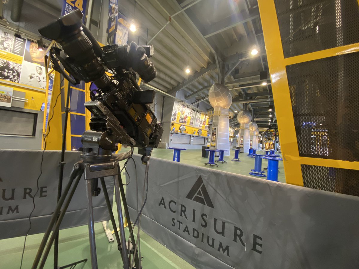 Tonight: <a href="/steelers/">Pittsburgh Steelers</a> vs. <a href="/Titans/">Tennessee Titans</a> is on <a href="/WPXI/">WPXI</a> @DavidWPXI <a href="/JennaHarner11/">Jenna Harner</a> <a href="/WPXIGordon/">Gordon Loesch</a> <a href="/JeromeBettis36/">Jerome Bettis</a>