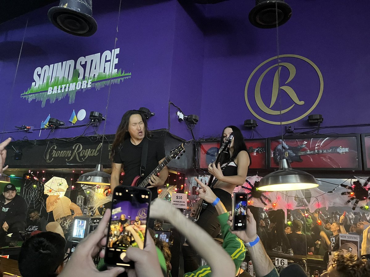 Kmetalwolf59's tweet image. Once again a sellout crowd in Baltimore for @DragonForce !! 🐉🕹️👾 #WarpSpeedWarriors