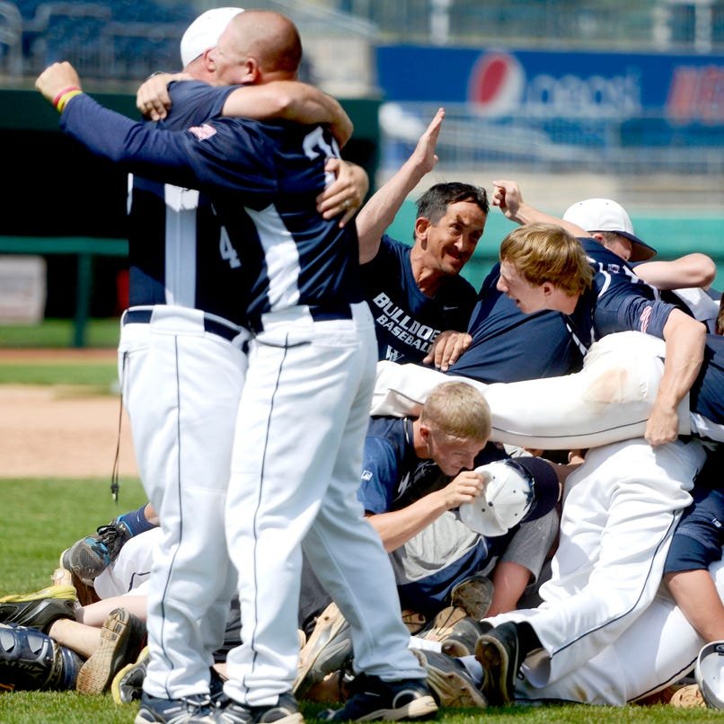 bad2theallibone's tweet photo. "He didn't let obstacles get in his way. You can't choose the life you're dealt but you can choose how you live your life and Spike epitomized that."  

Longtime West York manager Spike Bahn died Tuesday at 58. Here's what he meant to his school: https://t.co/bogVuzMIco https://t.co/IfcRFL1YqT