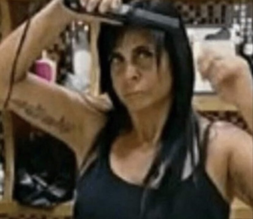 Alice no mundo real tweet media