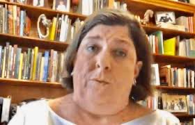 Rafonomics's tweet photo. @CFWIJ @rmapalacios @larryportera @PVacaV @jfowks @julianaoxenford @alvarezrodrich @recisneros @danielyovera @eldiarionegro @EdurneUriarte FACT CHECK:  this is how Rosa Maria Palacios looks nowadays. https://t.co/BKx8rCUAeY