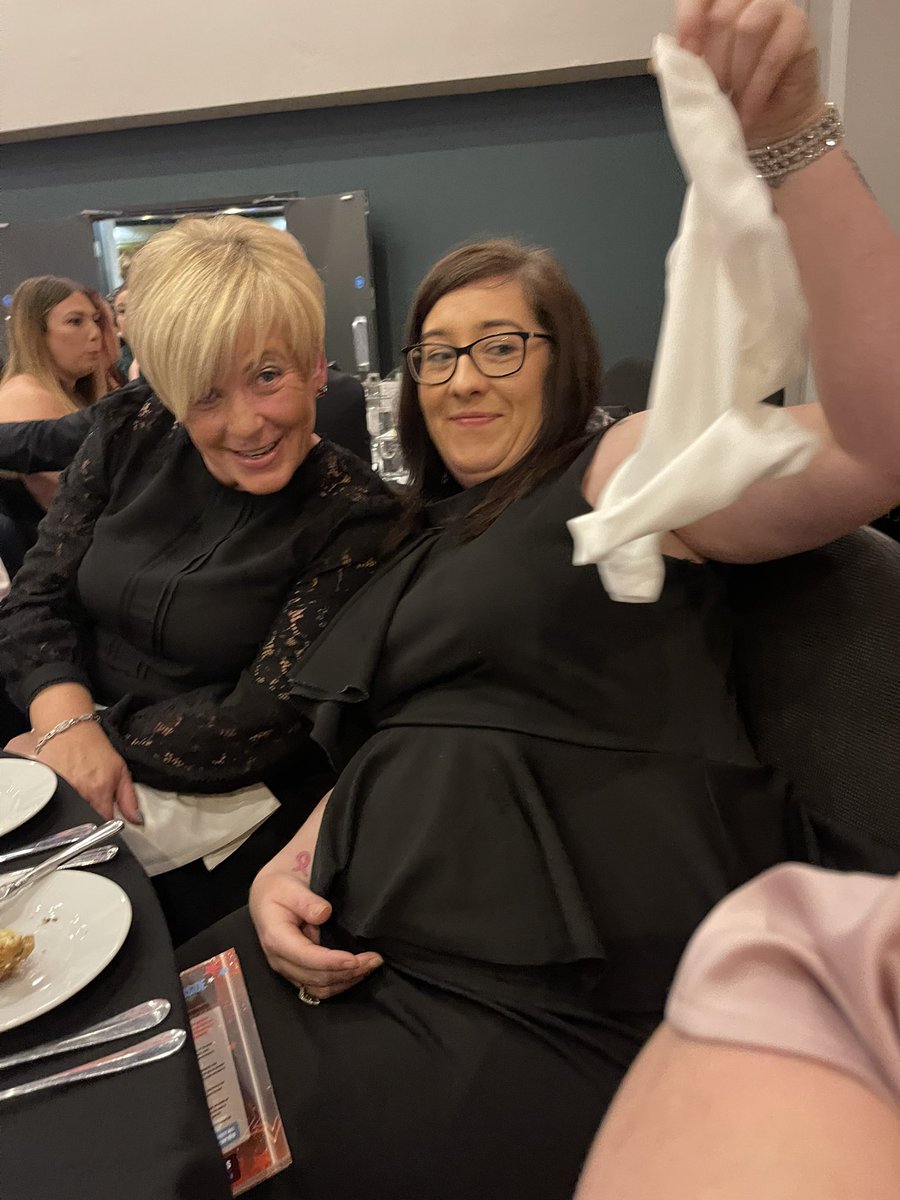 _paigelouisexx's tweet photo. #GBCAREAWARDS https://t.co/3lB7XaqFPz