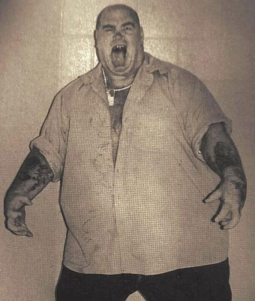 creepydotorg's tweet photo. Joe Metheny, the infamous serial killer from Baltimore, not only cooked his victims to eat himself, he also made burgers with their remains and sold them to unsuspecting customers from a roadside food stand. https://t.co/yz375w2Lbt