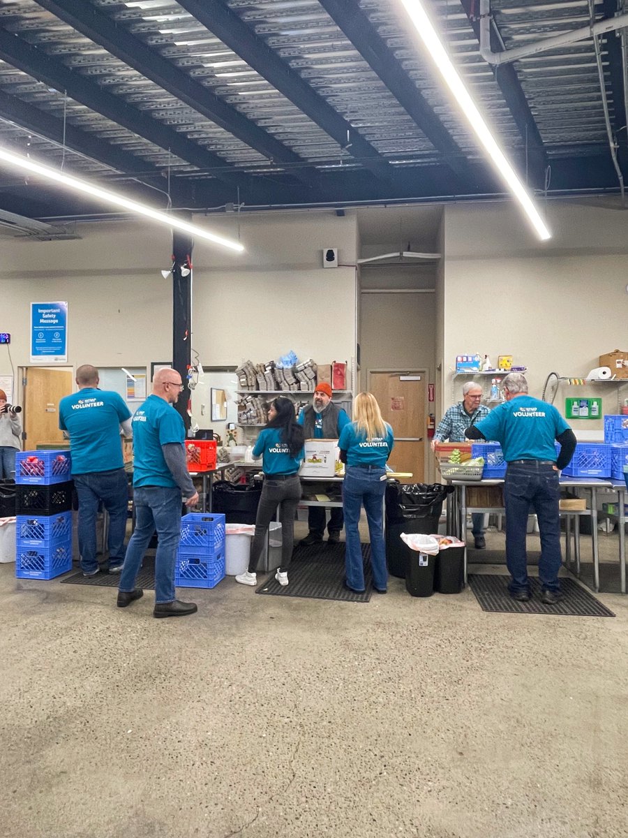 Our CEO/President, Shawn Gilfedder, and our marketing team spent Wednesday morning kicking off <a href="/KING5Seattle/">KING 5 News</a> 22nd Annual Home Team Harvest by volunteering at a local food bank. Help us raise 21 million meals now through Dec. 31! More info: interactive.king5.com/home-team-harv….