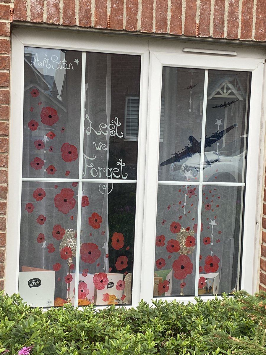 Remembrance window #artsian #windowart #wales