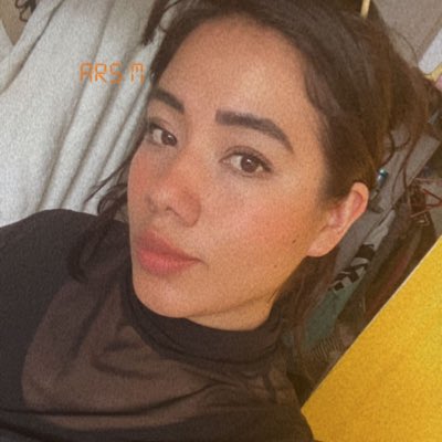 MariaArias0110's tweet photo. #NuevaFotoDePerfil https://t.co/u39vFnA39N