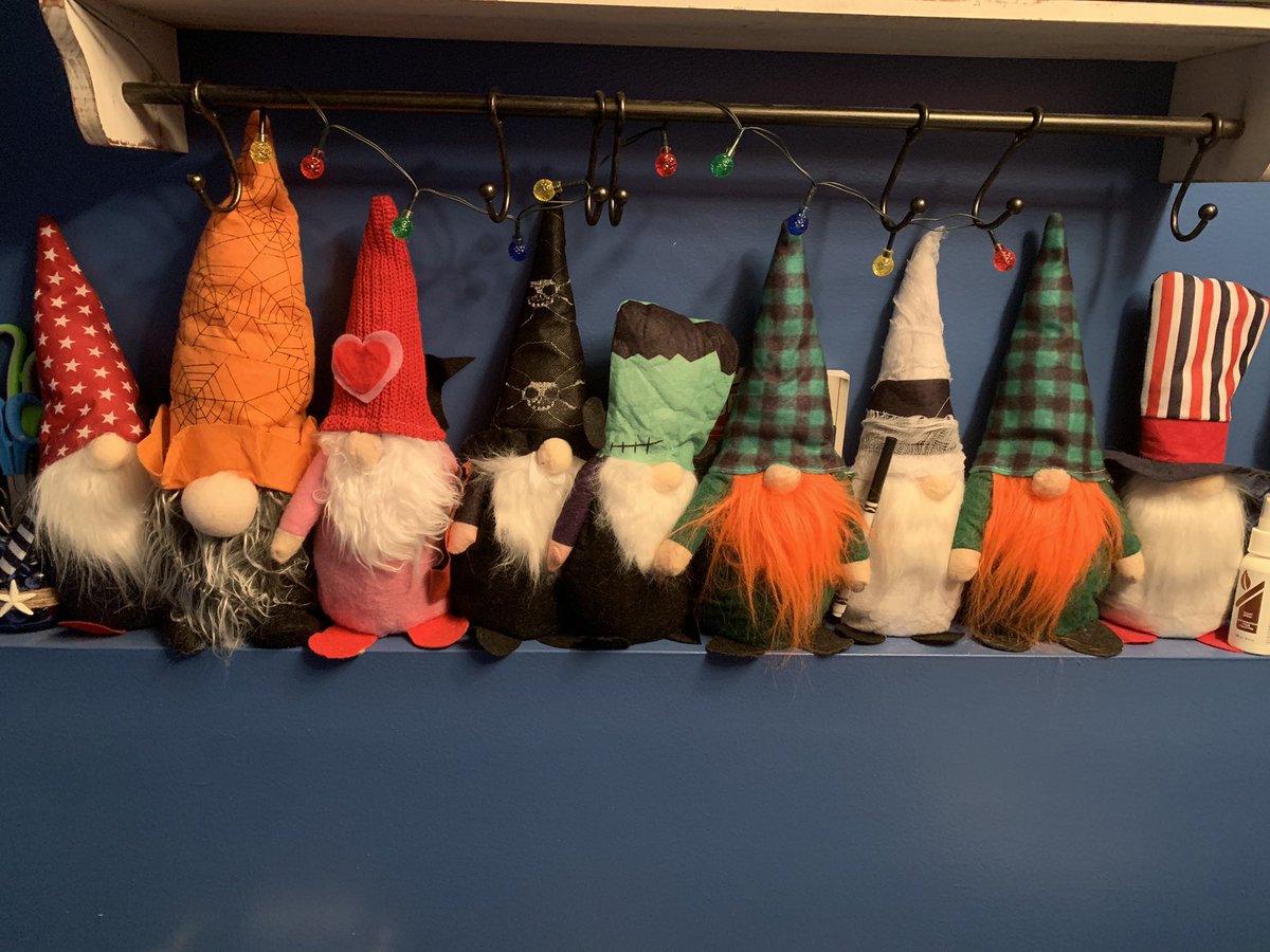redkid00's tweet photo. Gnome place like home……..or the toilet https://t.co/IISV8a8frJ