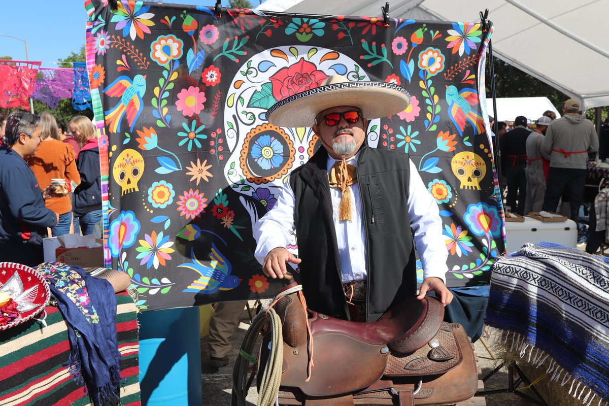 ExxonMobil Baytown Area (@exxonmobilbta) on Twitter photo ExxonMobil Baytown Area celebrated Dia de los Muertos with our 3rd annual Chili Cook-off! Several teams competed for the top honor. To find out who won, check on this coming Monday's Inside Baytown Area newsletter!
Feliz Dia de Los Muertos! 🌶💀🥟 ExxonMobil Baytown Area celebrated Dia de los Muertos with our 3rd annual Chili Cook-off! Several teams competed for the top honor. To find out who won, check on this coming Monday's Inside Baytown Area newsletter!
Feliz Dia de Los Muertos! 🌶💀🥟