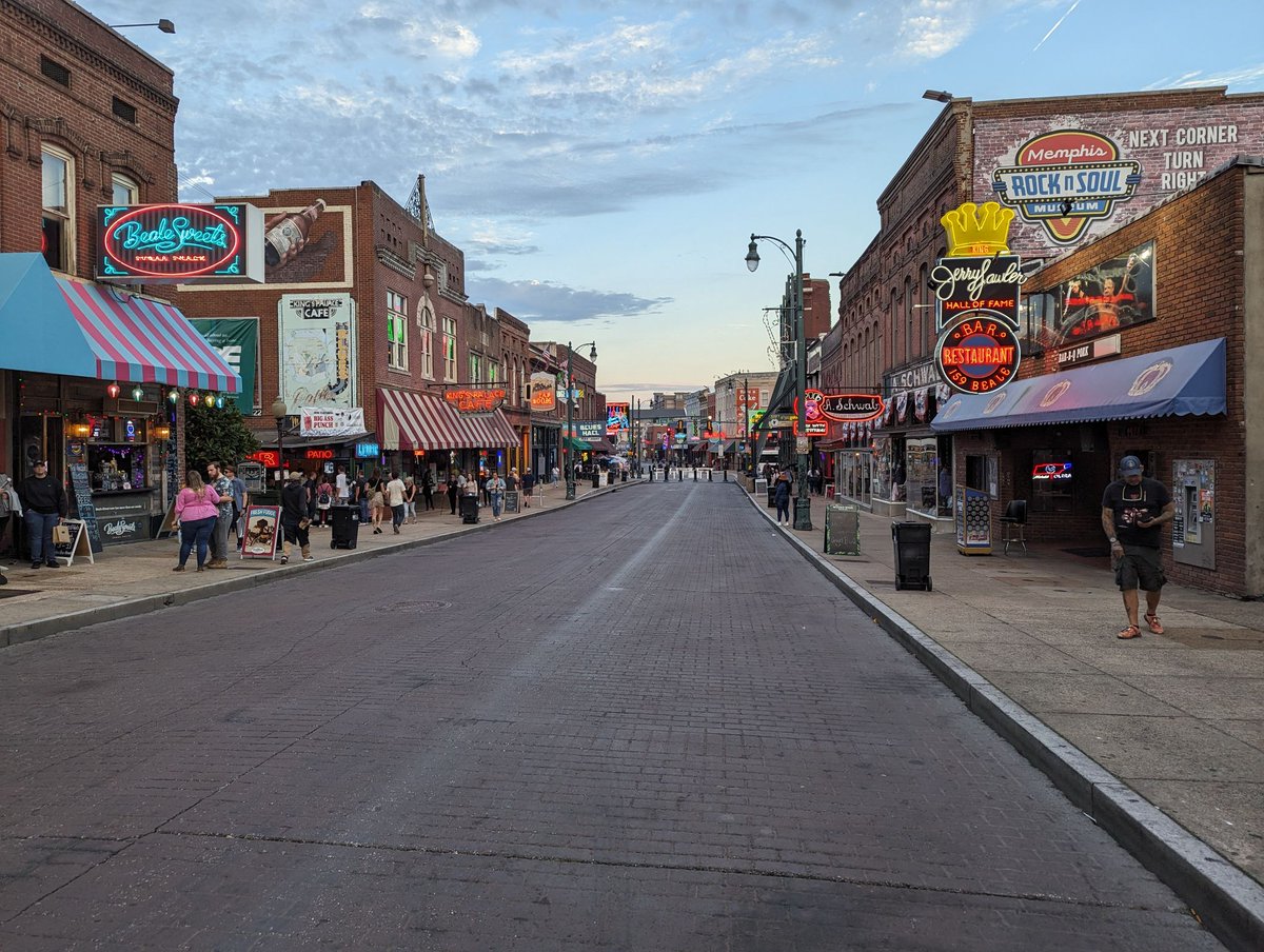 Our CEO Aditya Kaddu had a great visit to Memphis for the Tennessee Charter School Center this last weekend. Here are some photos showing some of our highlights! #EdTech #Budgeting #K12 #CharterSchool #TCSC
