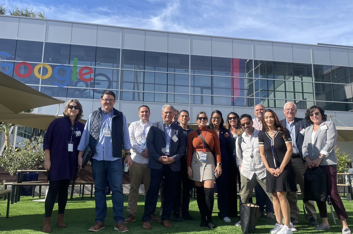 TechNet_NW's tweet image. We had a great visit today to @Google, Lawmakers from Washington & Oregon
heard about Google's work to develop and deploy AI responsibly to make the most of its benefits.