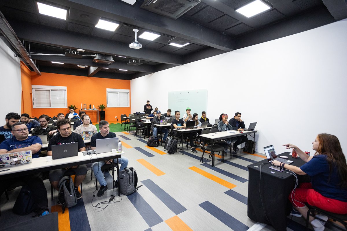 jeffbeltrao's tweet photo. Today, I witnessed the incredible energy of our #ChainlinkCommunity in Brazil! 🇧🇷

Your dedication to learning and preparing for the #Constellation Hackathon is truly inspiring. Our passion and motivation drive our success. 

Let's shine in the global Hackathon! 💪🌐

#Chainlink https://t.co/cK5PSn6tn1
