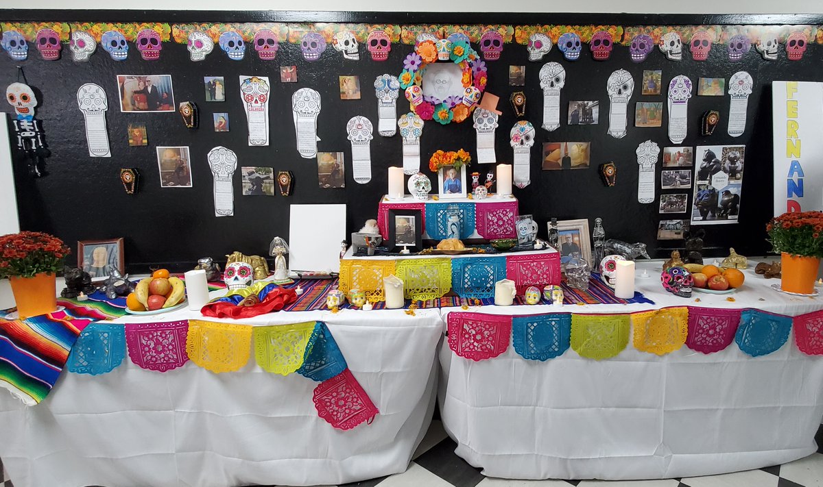 horizonsatlanta's tweet photo. ¡Feliz Día de los Muertos!🕯️🌼We loved this ofrenda  @AisHorizons.💀Today we're especially thankful for our scholars' cultural diversity and we celebrate the lives of our community members who no longer walk the Earth with us, but remain with us from the other side!💛 https://t.co/G2pUhTyZgD