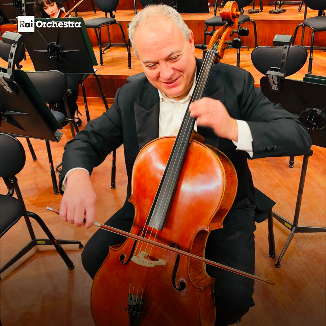 OrchestraRai's tweet image. The Unanswered Question di #Ives e la Quinta Sinfonia di #Mahler per il concerto dell’OSN Rai che vede il ritorno sul podio del suo Direttore ospite principale #RobertTrevinoQuesta sera #2novembre alle 20.30 live streaming
@RaiPlay
bit.ly/3Cjx2BGdiretta
@Radio3tweet