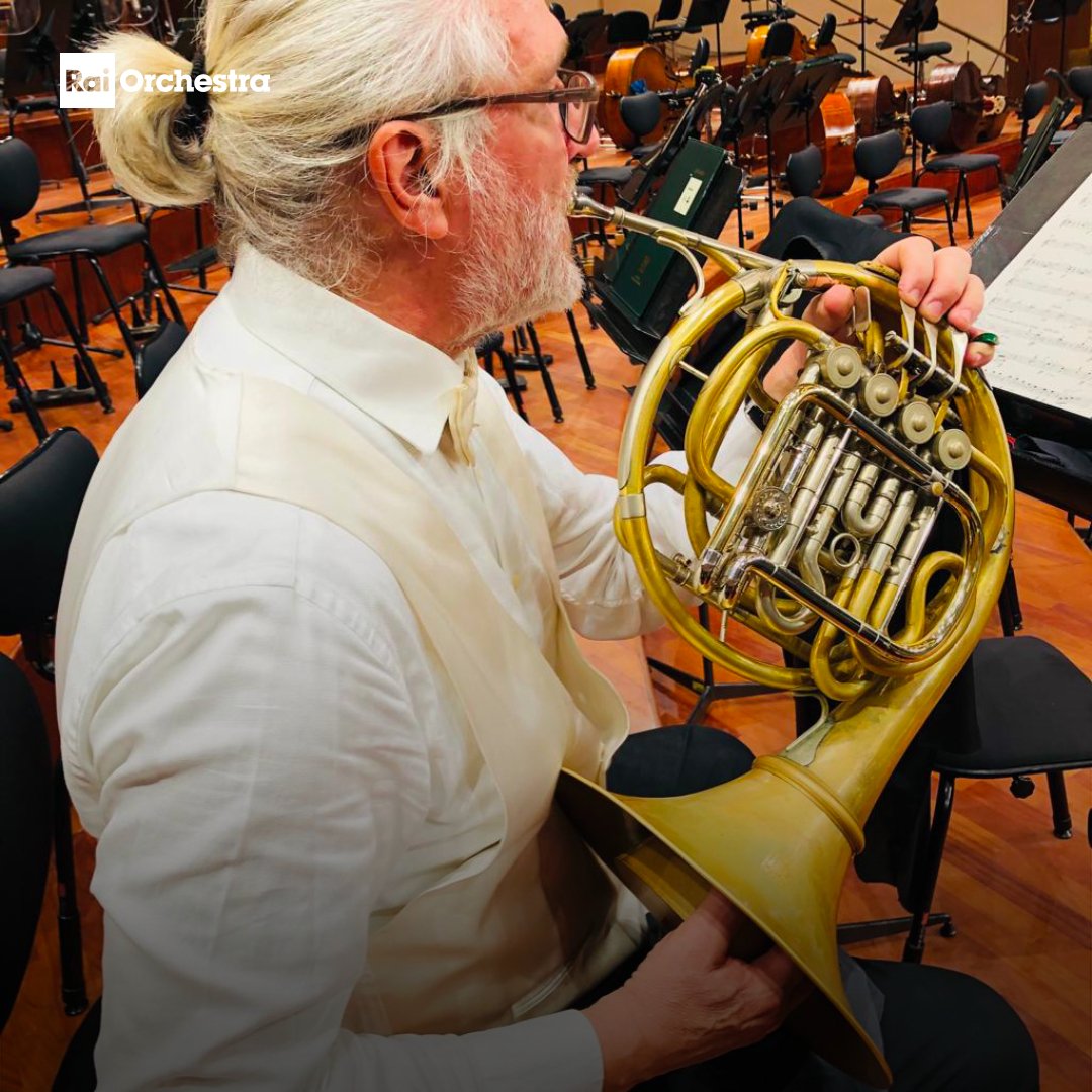 OrchestraRai's tweet image. The Unanswered Question di #Ives e la Quinta Sinfonia di #Mahler per il concerto dell’OSN Rai che vede il ritorno sul podio del suo Direttore ospite principale #RobertTrevinoQuesta sera #2novembre alle 20.30 live streaming
@RaiPlay
bit.ly/3Cjx2BGdiretta
@Radio3tweet