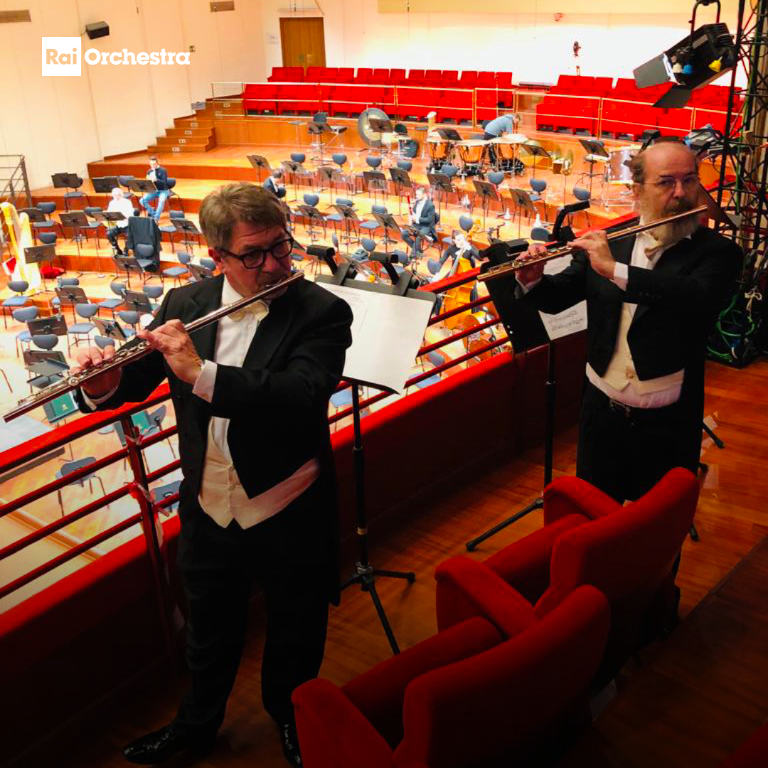 OrchestraRai's tweet image. The Unanswered Question di #Ives e la Quinta Sinfonia di #Mahler per il concerto dell’OSN Rai che vede il ritorno sul podio del suo Direttore ospite principale #RobertTrevinoQuesta sera #2novembre alle 20.30 live streaming
@RaiPlay
bit.ly/3Cjx2BGdiretta
@Radio3tweet