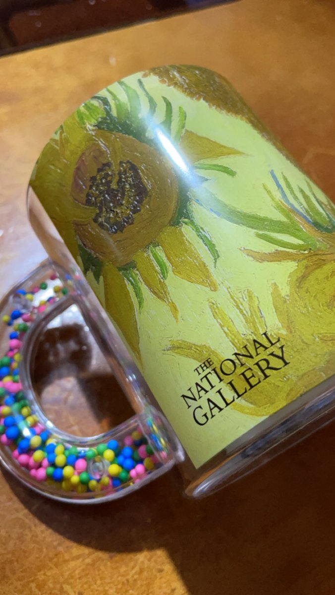 Jean 🐝 tweet media