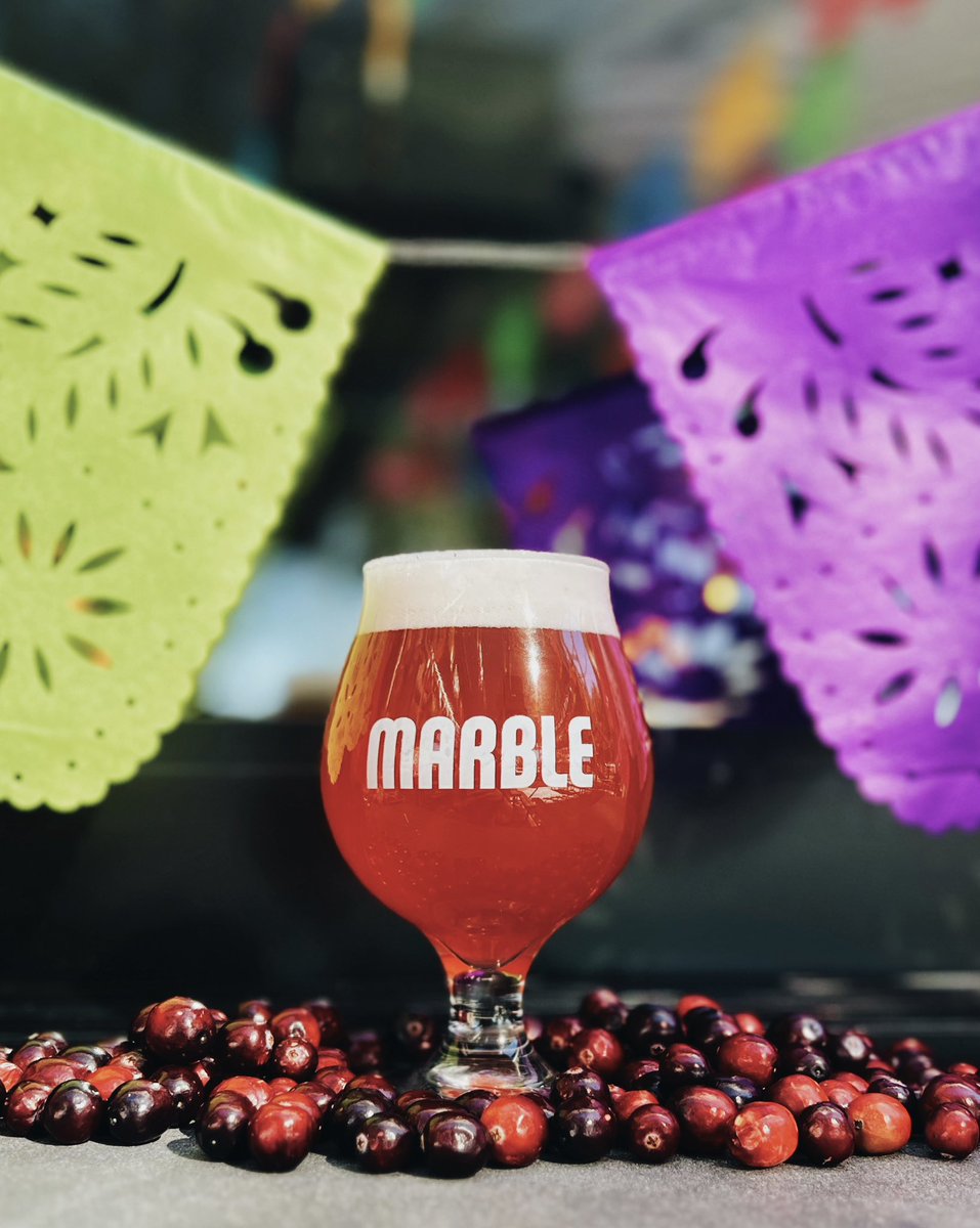 🌹TAPPING SATURDAY🌹
Spiced Cranberry Gose • Festive and refreshing, this cranberry infused sour ale is hit with a touch of allspice (bam!), &amp; a generous dose of fresh ginger to create a crushable winter libation to celebrate Muertos Fiesta!
ABV: 5.4%

Free entry, see you there!
