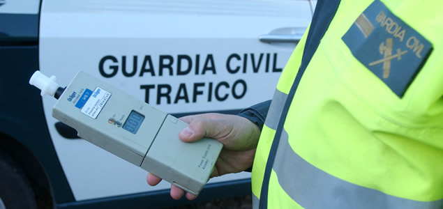 ‼️⚠️ ÚLTIMA HORA⚠️‼️

Ana Rosa Quintana detenida en Albacete. La célebre entrevistadora y presentadora de televisión ha dado positivo en ser una borracha y una vieja puta