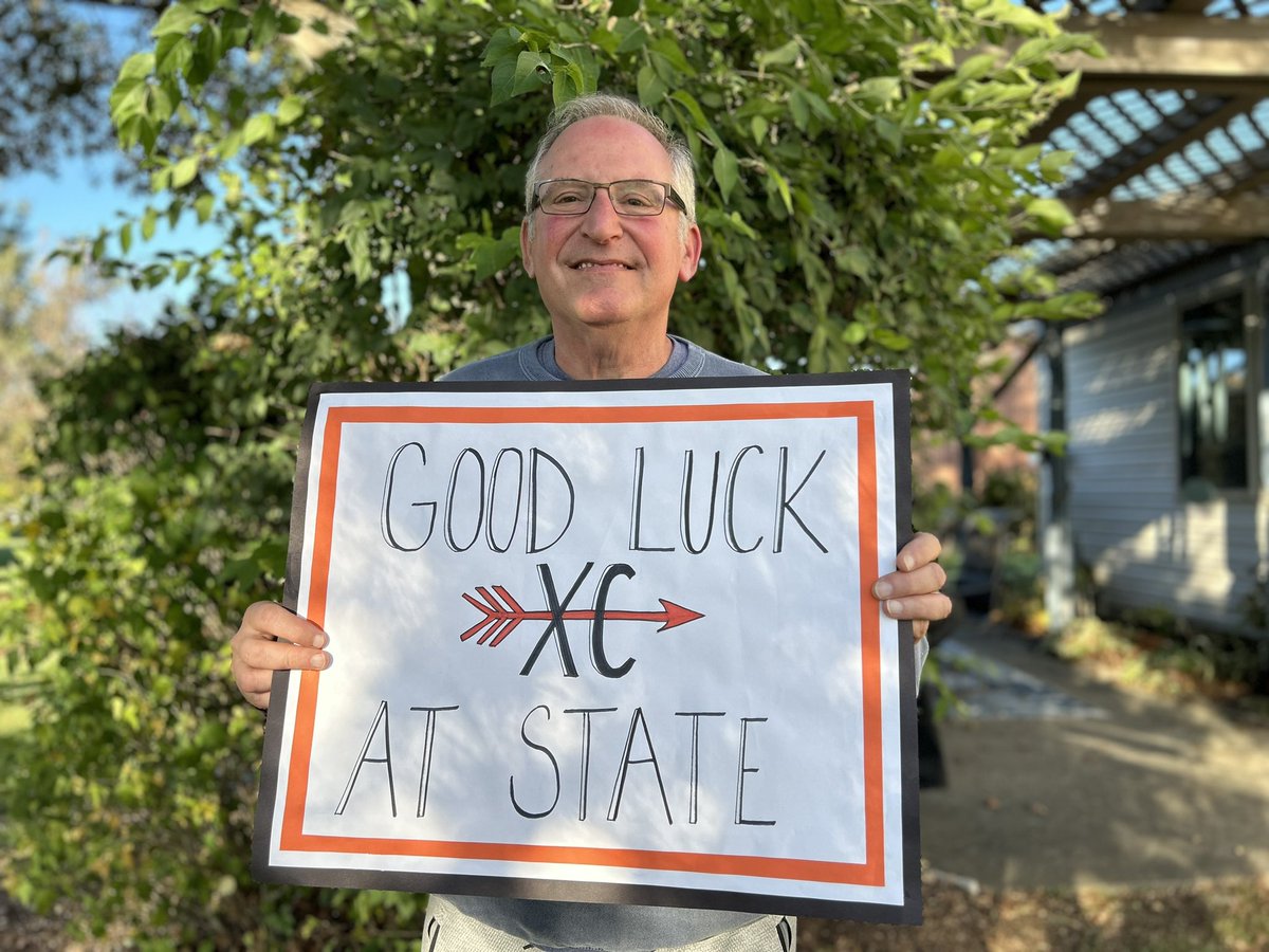 MrFedermanLIS's tweet photo. Good luck to our Cross Country runners!  Run like the wind! https://t.co/lIkQXHu6SW