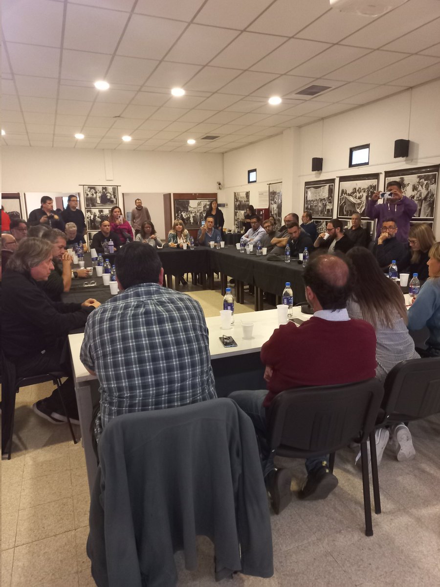 📢 Por políticas federales de comunicación con plenos derechos laborales. La derecha Nunca Más

Tras la reunión de sindicatos de prensa y organizaciones de la comunicación, FATPREN planteó su posicionamiento ante la coyuntura.

🔗 Declaración completa fatpren.org.ar/2023/11/02/por…