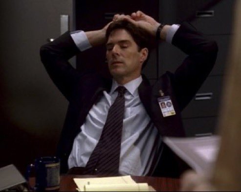 ellegreenaslay's tweet photo. HAPPY BIRTHDAY TO MY BESTIE AARON HOTCHNER https://t.co/sh0jUOmT5c