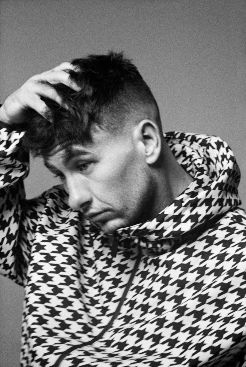 BarryKeoghanTH's tweet photo. #DocumentJournal
#BarryKeoghan
(3) https://t.co/uEBEra3Yvg