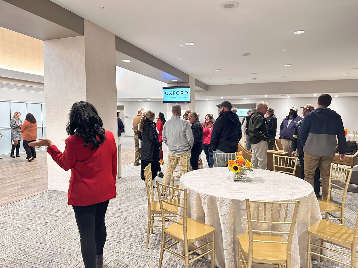 McCartyArchs's tweet photo. Congratulations to the newly-renovated @OxfordConfCenter on their ribbon-cutting ceremony this week! #McCartyArchitects was glad to offer interior design services to renovate this beautiful space. https://t.co/1txutBErWh
