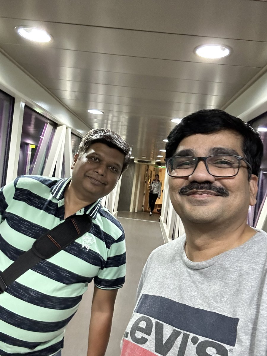 sandipnjadhav's tweet image. On the trip to Houston, Las Vegas, Indianapolis, Chicago ✈️

@autodesku and lot of @CCTech_India @simulation_hub client visits. If you are around, let’s meet over a  ☕️