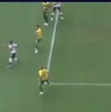 DataFutebol's tweet photo. O VAR tinha essa opção de câmera e simplesmente decidiram não usar.

O que rolou? https://t.co/cEN9JwV3Q2