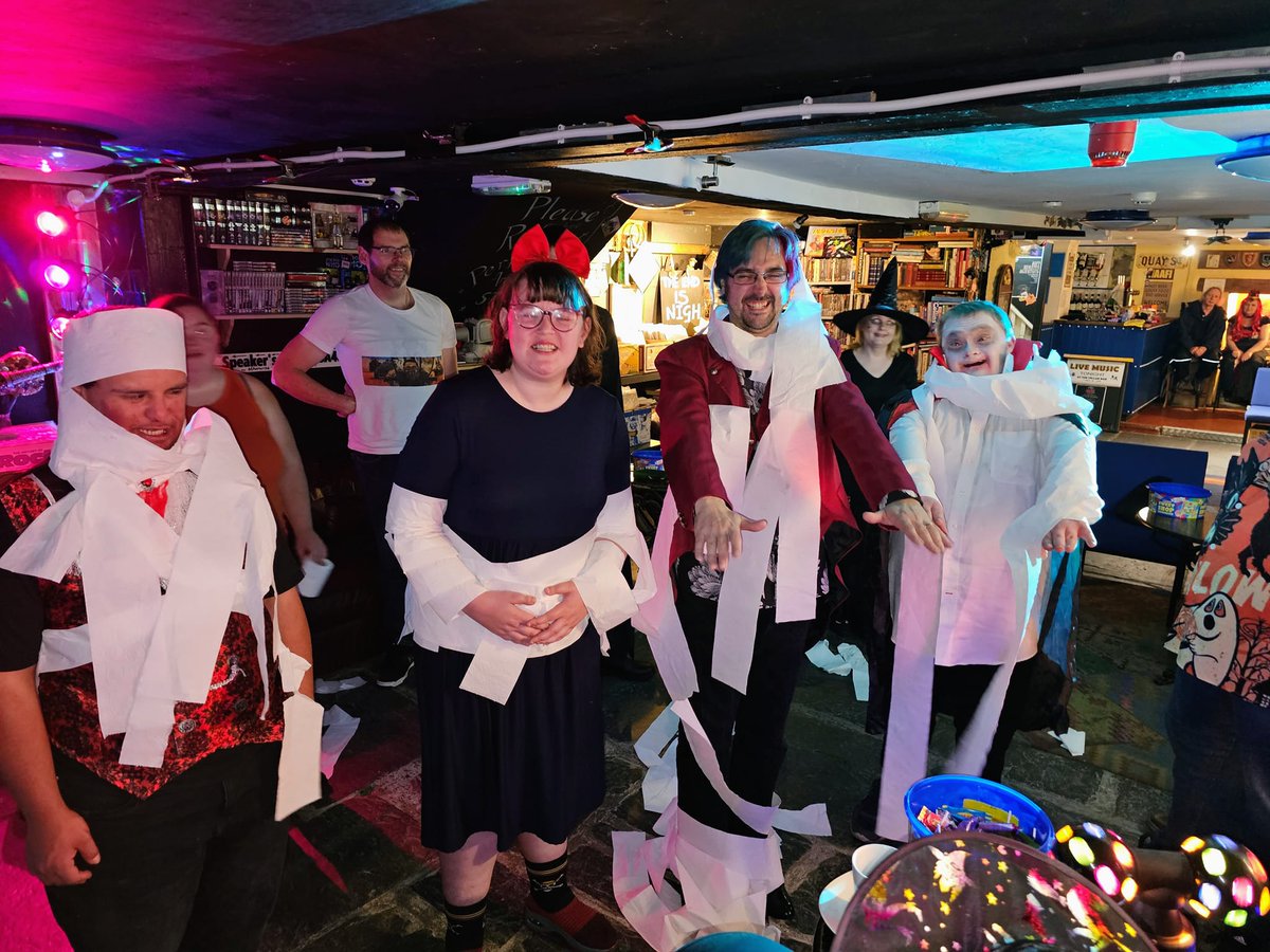 mencapcered's tweet photo. Halloween party @ #Aberteifi Cardigan Gateway went well considering our DJ could not make it so our volunteers step's in with their very own disco lights. @TheCellar1st @mencapcered week of Halloween celebrations come to an end till next year. Thanks all. https://t.co/GUekSi2VLj