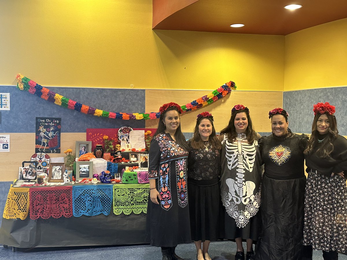 cses_tech's tweet photo. Growing up, none of my teachers looked like me. Now as an adult, I take pride in getting to celebrate cultural traditions like Dia De Los Muertos with my students and coworkers. ❤️ https://t.co/7bYXUdz7U2
