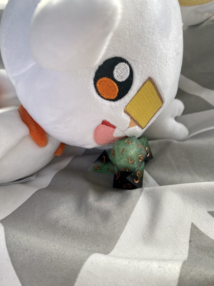 yippee new dice for my kobold character om nom nom nom