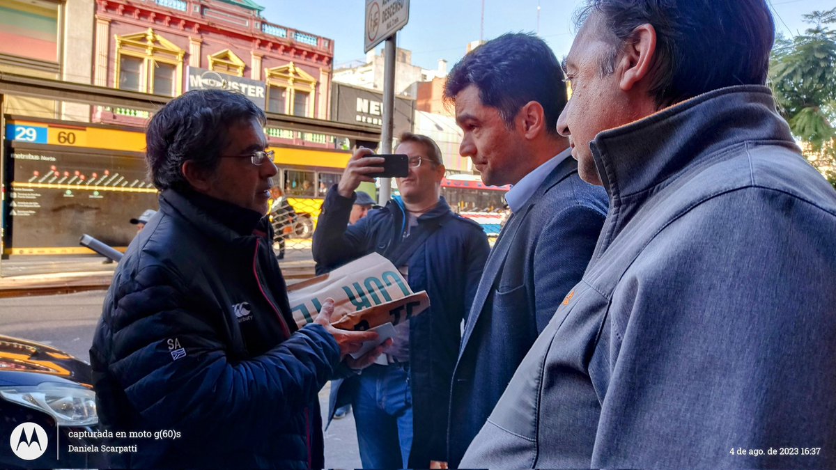 arq_scarpatti's tweet photo. La política se hace caminando, con hechos, junto a los ciudadanos,  buscando soluciones, con un camino marcado por la busqueda de la verdad y la justicia para el Pueblo Argentino.
El Dr. Nazareno Etchepare es el Político que nos va a sacar adelante, es la promesa que esperábamos. https://t.co/msjFrXiJpg