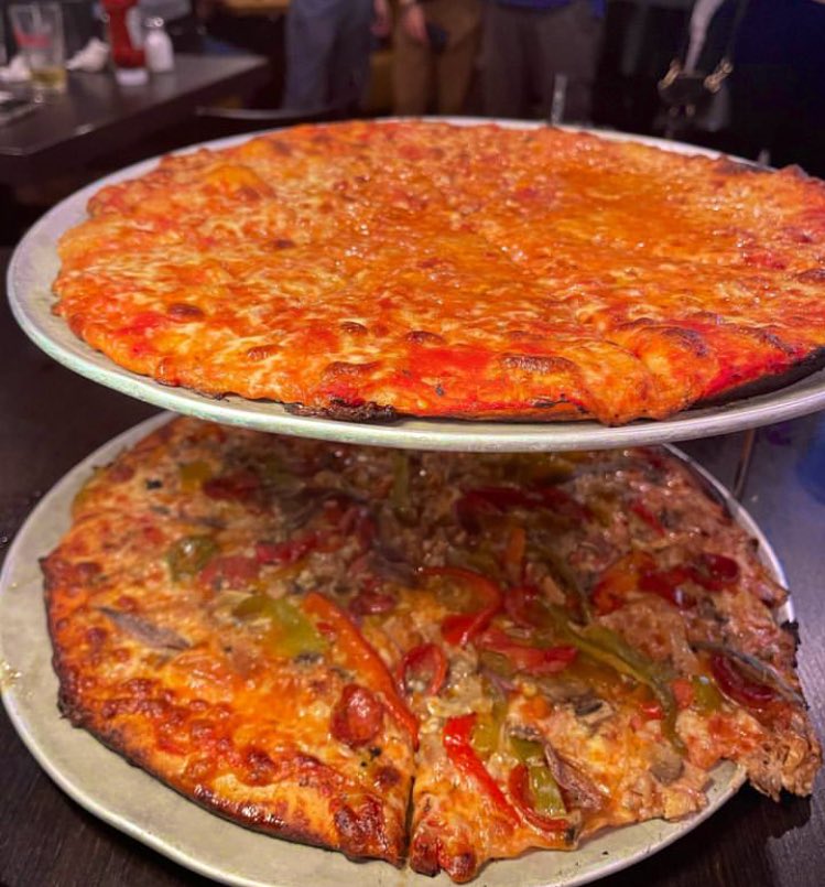 Star Tavern tweet media