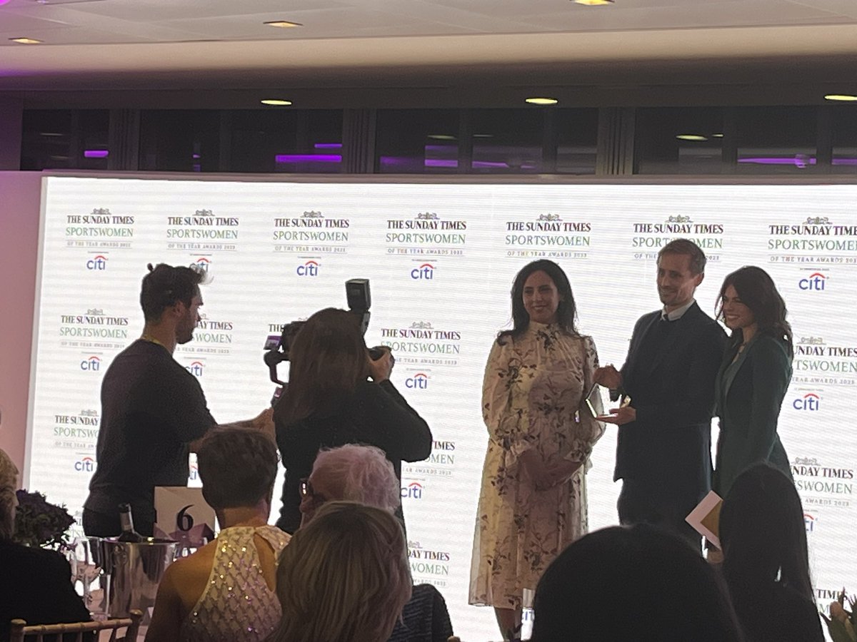 Molly Hudson tweet media