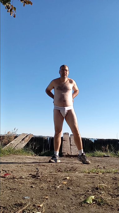 Pose at the beach https://t.co/I5ZlyxcFyd<a href="/tag/cumshot"class="tags"><span>#cumshot</span></a>