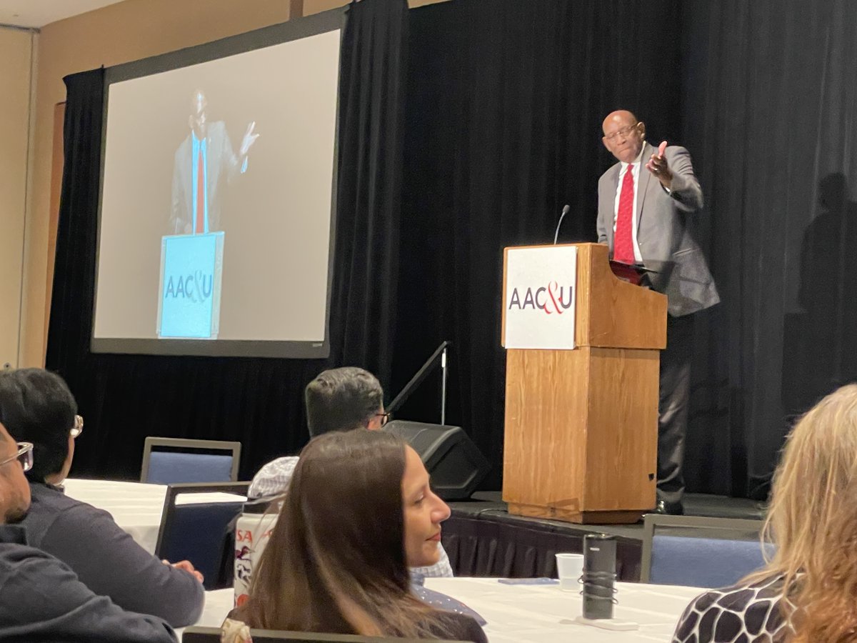 .<a href="/uvipresident/">David Hall</a> discusses self-talk vs. soul-talk. Self-talk tends to focus more on our doubts and fears. Soul-talk focuses on our possibilities and acceptance. Retweet if you want to start working on soul-talk! #AACUSTEM