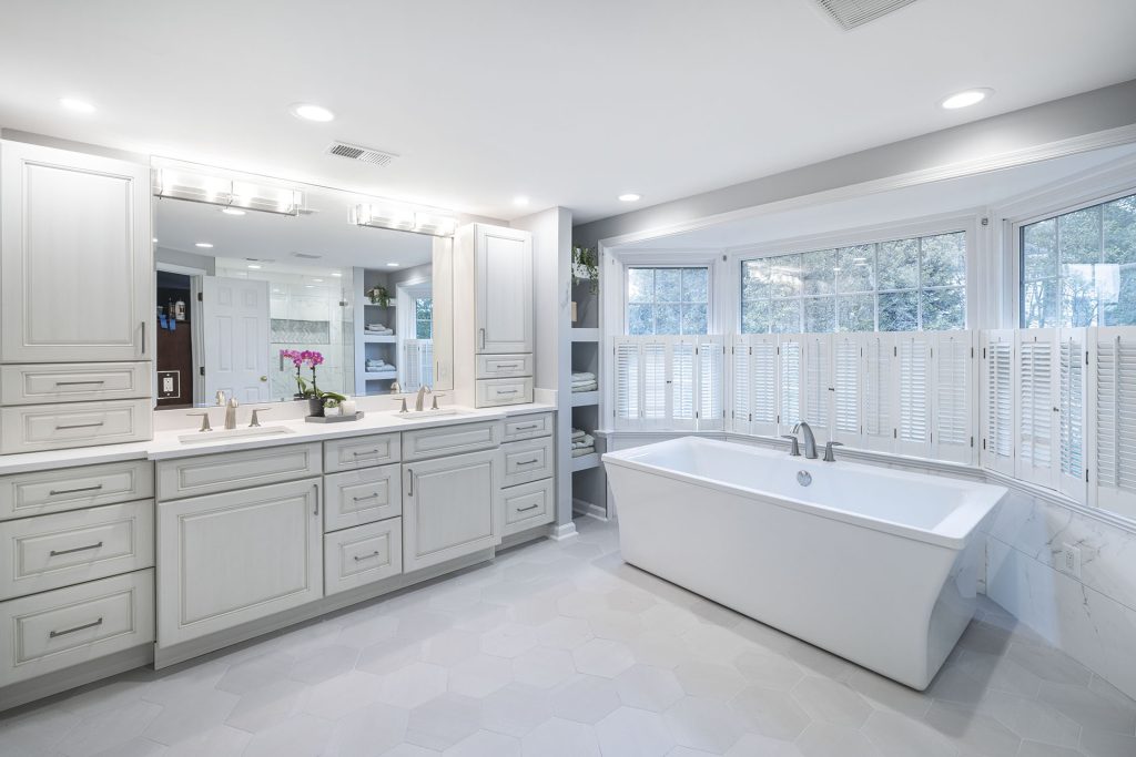 capitolbuild's tweet photo. We make starting your #BathroomRemodeling journey convenient! 

Our team is here to assist you from the comfort of your home, with our Virtual Design Consultations. Schedule your consultation today and explore a world of possibilities with #CapitolDesignBuild! (703) 436-6919 https://t.co/vaEufYylws