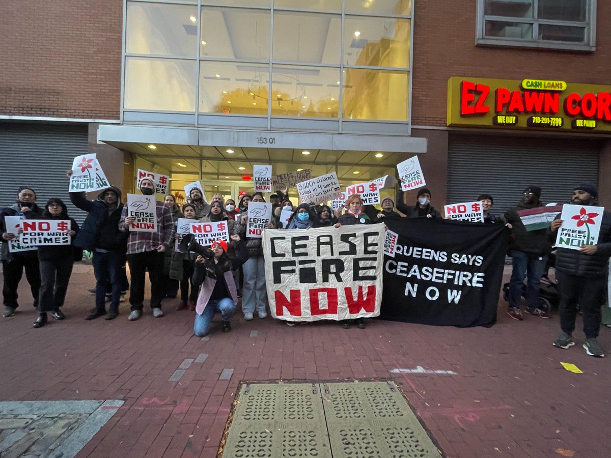 nycDSA's tweet image. Morning: #CeasefireNOW 
Afternoon: #CeasefireNOW
Night: #CeasefireNOW

@RepYvetteClarke, @RepGraceMeng, @RepGregoryMeeks—New Yorkers demand #CeasefireNOW.