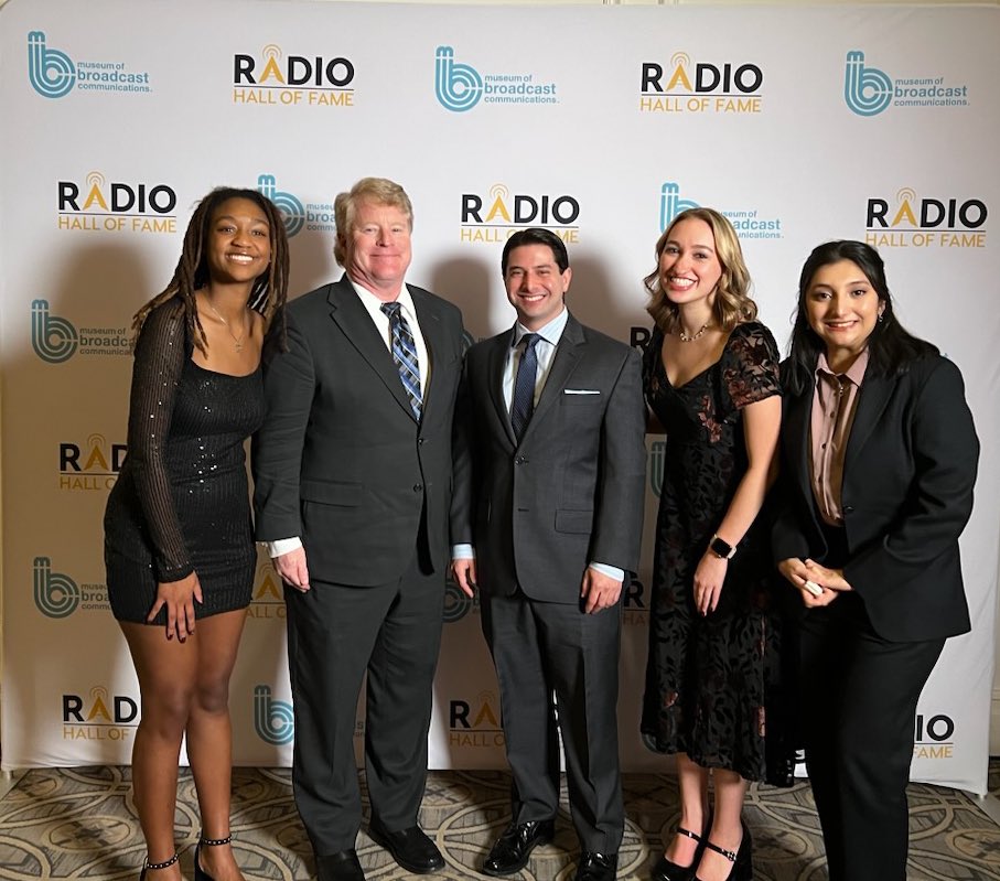 NeilACarousso's tweet photo. Great to catch up with my old friend and mentor John Mullen and meet his current students @HofstraU before the @RadioHOF induction ceremony! #GoPride #RadioHOF @wrhuradio https://t.co/gdTye8XP43