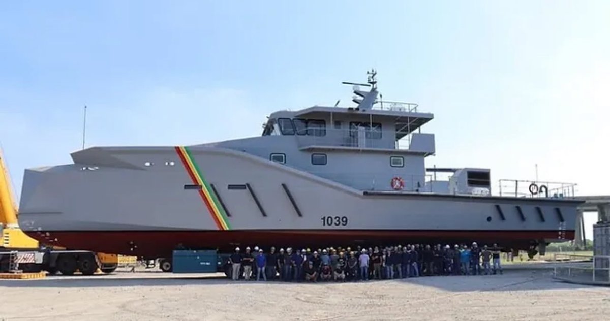 PucaraD's tweet image. Guyana recibe nueva patrullera de #MetalShark
@santiagoR24 #rhib @ForceGuyana #patrulla #control #narcotrafico 

pucara.org/post/guyana-re…