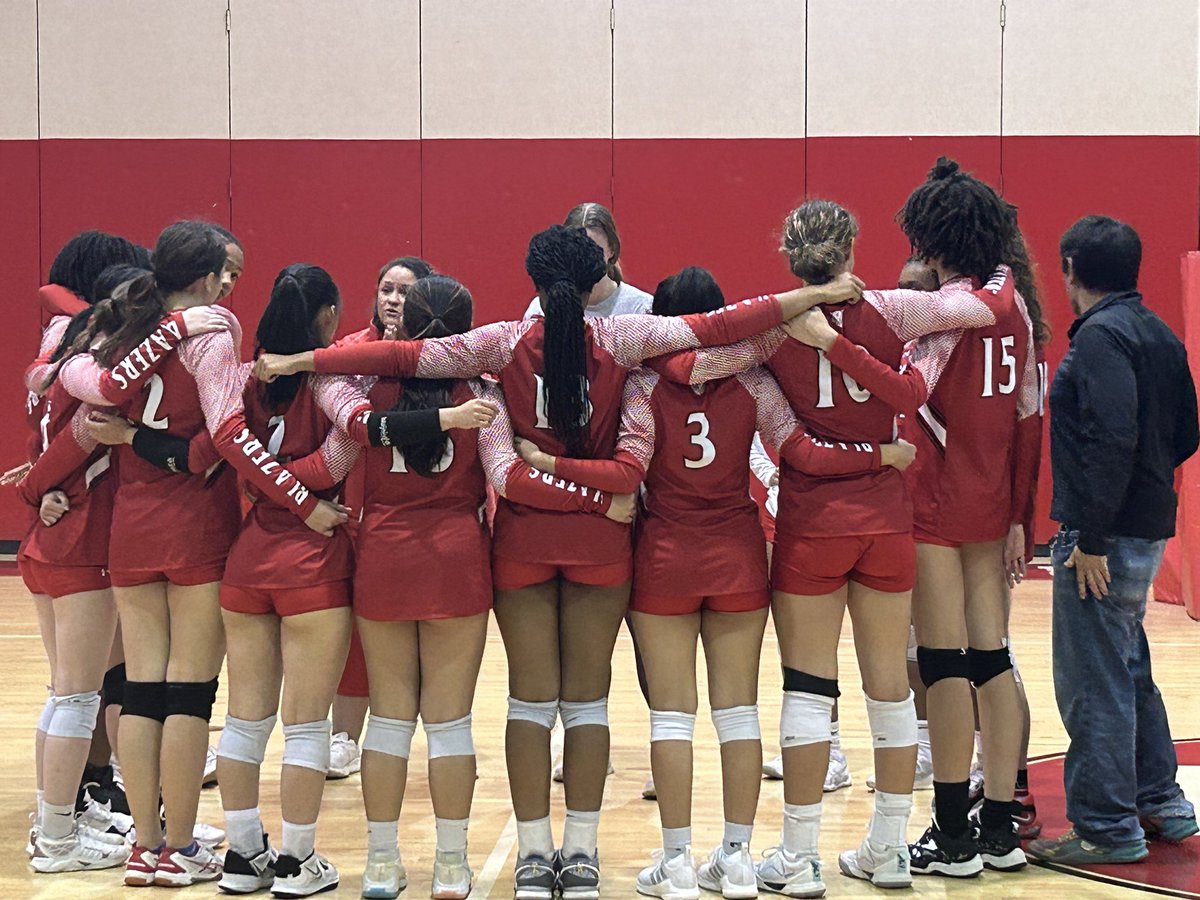 kwerd1's tweet photo. Congratulations Blair volleyball on their first round win in playoffs!! Go Blazers!! https://t.co/F01UPIlFU0