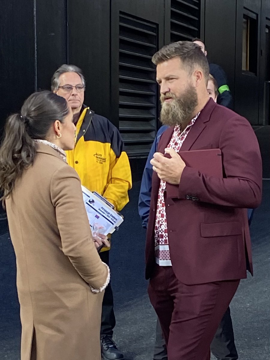 ismithKDKA's tweet image. #FitzMagic at Acrisure!